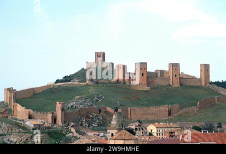 Molina de Aragon, Burg und Stadt. Provinz Guadalajara, Castilla-La Mancha, Spanien. Stockfoto