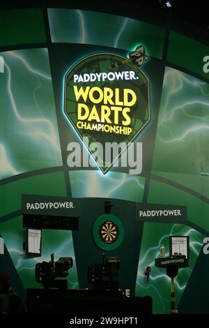 Alexandra Palace, London, Großbritannien. Dezember 2023. 2023/24 PDC Paddy Power World Dart Championships Tag 11 Nachmittagssitzung; die Bühne Credit: Action Plus Sports/Alamy Live News Stockfoto