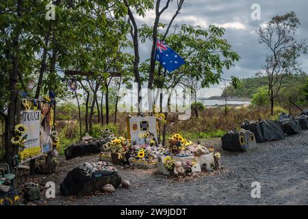 Ein Schrein zum Gedenken an Toyah Cordingley am Wangetti Beach, der 2018 in der Nähe von Cairns, Queensland, Australien, ermordet wurde Stockfoto