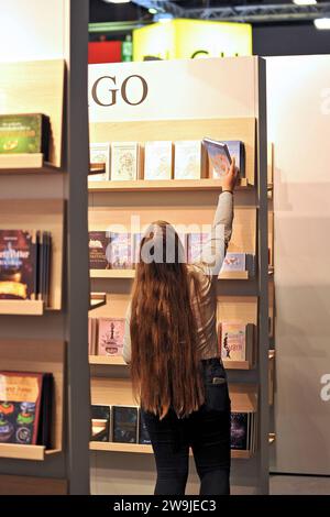 Frankfurter Buchmesse 2022. Besucher der Frankfurter Buchmesse am 19.10.2023. 20231019MWI106329 *** Frankfurter Buchmesse 2022 Besucher der Frankfurter Buchmesse am 19 10 2023 20231019MWI106329 Stockfoto