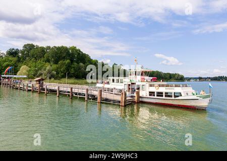 Ausflugsboot Barbara am Chiemsee, Passagierschiff, Fähre, Chiemgau, Oberbayern, Bayern, Deutschland Stockfoto