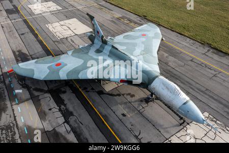 Nach der Schließung des Flughafens Doncaster Sheffield ist AVRO Vulcan XH558 auf der Suche nach einem neuen Zuhause. Stockfoto