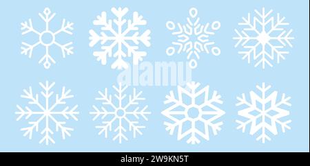 Niedliche Schneeflocken-Kollektion isoliert auf blauem Hintergrund. Flache Schneeklikonen, Silhouette. Stock Vektor