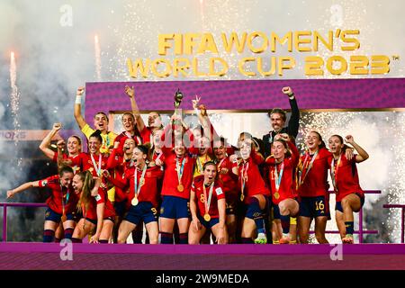 (231229) -- PEKING, 29. Dezember 2023 (Xinhua) -- hier ist die Auswahl der 10 wichtigsten internationalen Sportereignisse 2023 durch die Nachrichtenagentur Xinhua: Die FIFA Frauen-Weltmeisterschaft 2023 fand vom 20. Juli bis 20. August in Australien und Neuseeland statt. dies ist das erste Mal, dass das Turnier in der südlichen Hemisphäre mit 32 Teams und mehr als einer Gastgebernation ausgetragen wird. Spanien erreichte England 1-0 im Finale und wurde damit das zweite Land nach Deutschland, das sowohl Männer- als auch Frauen-Weltmeisterschaften gewann. Laut FIFA hatte das Turnier fast zwei Millionen Zuschauer Stockfoto