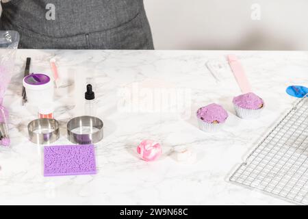 Extravagante Cupcakes für die Geburtstagsfeier Stockfoto