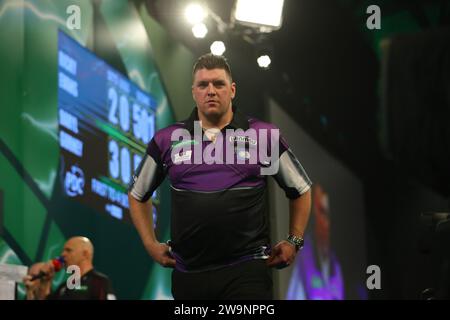 Alexandra Palace, London, Großbritannien. Dezember 2023. 2023/24 PDC Paddy Power World Dart Championships Day 11 Evening Session; gedämpfte Reaktion von Daryl Gurney, nachdem er den 5. Satz gegen Ricky Evans gewonnen hatte. Beschreibung: Action Plus Sports/Alamy Live News Stockfoto