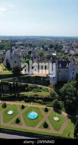 Drohnenfoto Montreuil-Bellay Castle Frankreich Europa Stockfoto