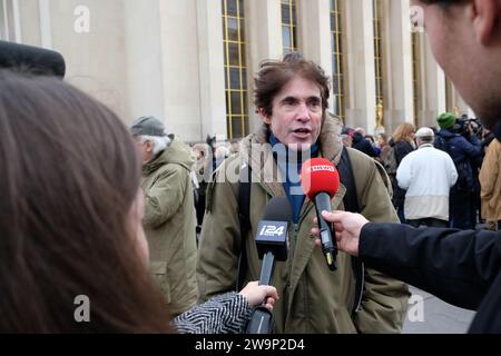 Nouveau rassemblement au Trocadéro, des mères de l'espoir organisé par WIZO france et le CRIF pour demander la libération de tous les otages du hamas Stockfoto