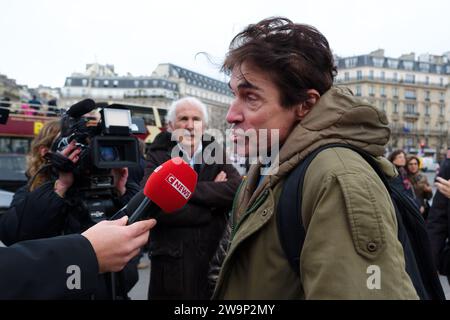 Nouveau rassemblement au Trocadéro, des mères de l'espoir organisé par WIZO france et le CRIF pour demander la libération de tous les otages du hamas Stockfoto