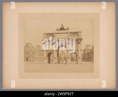 Arc de Triomph vom Place du Carrousel, Paris, Frankreich, ca. 1870 - ca. 1900 Fotografie Arc de Triomph vom Place du Carrousel, Paris, Frankreich. Unterstützung für Fotos. Papier. Pappalbumendruck Paris Stockfoto