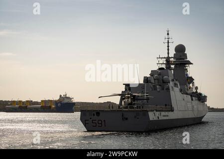 Italienische Marine Carlo Bergamini-Klasse Fregatte Virginio Fasan (F 591) während eines Besuchs in Halifax, Nova Scotia, Kanada. Stockfoto