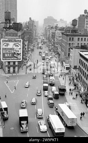 Blick auf Canal Street, New York City, New York, USA, Angelo Rizzuto, Anthony Angel Collection, Oktober 1952 Stockfoto