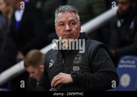 Darren Ferguson Manager von Peterborough United sieht beim Spiel der Sky Bet League 1 Peterborough United gegen Barnsley im Weston Homes Stadium, Peterborough, Großbritannien, 29. Dezember 2023 (Foto: Mark Cosgrove/News Images) Stockfoto