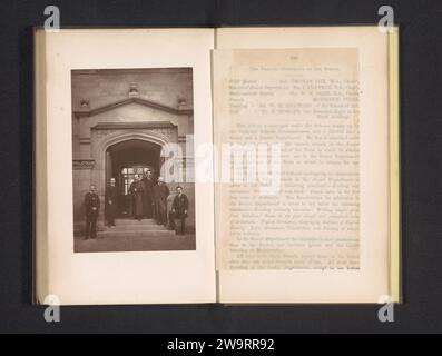 Sechs Lehrer und Schulleiter für die Free Grammar School of Queen Elizabeth, T. Illingwoth, ca. 1879 photomechanischer Druck Halifax Paper scholastic Education, Unterricht (+ Lehrer, Professor). universitätsgebäude, Hochschule Stockfoto