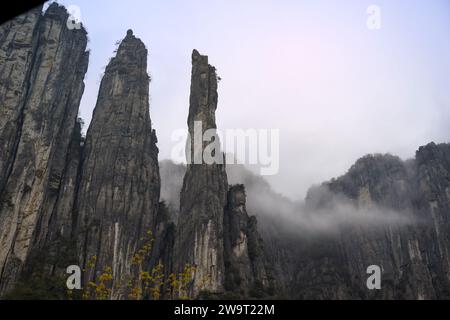 Es ist bekannt als Karsttopographie Naturmuseum und geologisches Wunder. Enshi Grand Canyon Qixingzhai Scenic Area, Enshi City, Hubei, China. Stockfoto