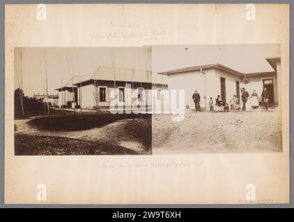 Häuser von Vater und Sohn Waldorp, Ensenada [?], Puerto de la Plata, Puerto Rico [?], Dominikanische Republik [?], C. 1880 - ca. 1910 Foto Panorama von zwei Teilen eines Hauses und rechts eine Gruppe von Männern, Frauen und Kindern, die vor dem Haus posieren. Die linke Hälfte ist viel dunkler geblieben, während die rechte Hälfte dieses breiten Fotos verblasst ist. Der Ort ist nicht klar. Es gibt Ensenadas in Chile, Mexiko, Argentinien, Peru, den Vereinigten Staaten und Puerto Rico. Es liegt wahrscheinlich in Puerto Rico, da der Puerto de la Plata ein Hafen in der Dominikanischen Republik ist. Puerto Rico ist ein Freistaat, der mit W assoziiert ist Stockfoto