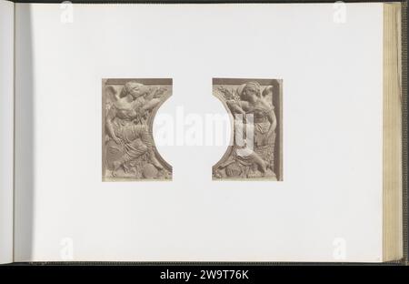 Plot-Modelle für Skulpturen am Palais du Louvre: Links 'La Guerre' und rechts 'La Paix' von Jules Cavelier, ca. 1855 - ca. 1857 Fotografie Teil der Réunion des Tuileries au Louvre 1852-1857, Album 2. Paris Papier. Fototräger mit gesalzenem Papier Dauerausstellung, Museum. Skulptur, Reproduktion einer Skulptur Palais du Louvre. Tuilerieënpaleis. Louvre Museum. Paris Stockfoto