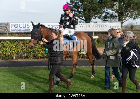 Max Dynamo ist Dritter bei der Veterans Handicap Tureple Chase in Wincanton am 21. März 2022 Stockfoto