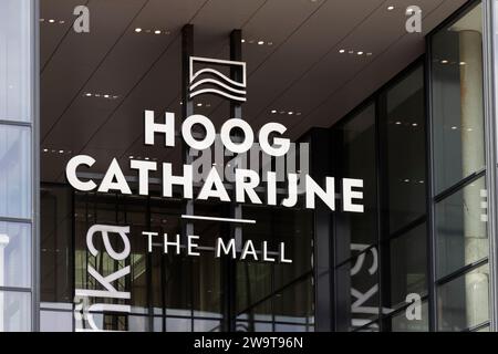 Großes modernes Einkaufszentrum Hoog Catharijne im Zentrum der Stadt Utrecht. Stockfoto