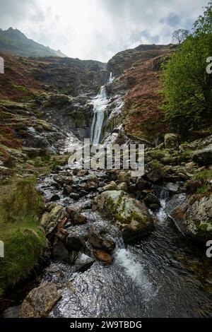 Wasserfälle von Rhaeadr Bach in der Nähe von Abergwyngregyn in Gwynedd, Nordwales. Stockfoto