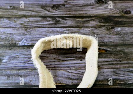 Nabelherniengürtel für Babys, Bauchwickel, Nabelknopfbinder für Neugeborene, Säuglinge, Bauchauflage für Nabelvorfälle bei Babys Stockfoto