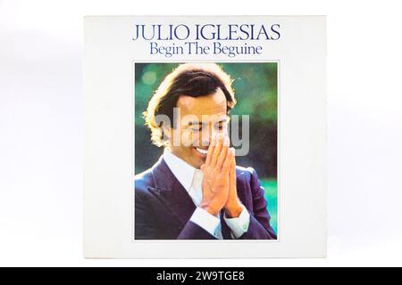 julio iglesias beginnt mit dem Beguine-Album-Cover Stockfoto