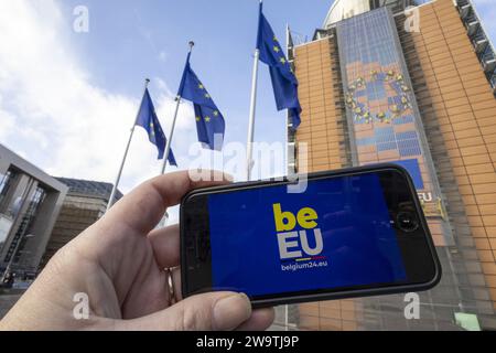 Brüssel, Belgien Dezember 2023 30. Die Abbildungen zeigen das belgische EU-Präcidency-Logo. Am 1. Januar 2024 beginnt der belgische Ratsvorsitz der Europäischen Union. BELGA FOTO NICOLAS MAETERLINCK Credit: Belga News Agency/Alamy Live News Stockfoto