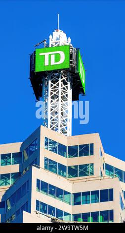 Toronto, Ontario, Kanada-8. Januar 2020: Der TD Canada Trust Turm auf dem Brookfield Place. Brookfield Place ist ein Bürokomplex in der Innenstadt von Toronto Stockfoto