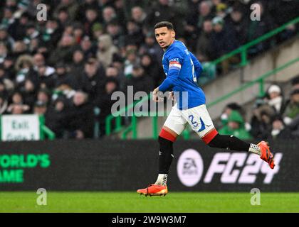 Glasgow, Großbritannien. Dezember 2023 30. James Tavernier von den Rangers feiert das Scoring während des Spiels der schottischen Premiership im Celtic Park, Glasgow. Der Bildnachweis sollte lauten: Neil Hanna/Sportimage Credit: Sportimage Ltd/Alamy Live News Stockfoto