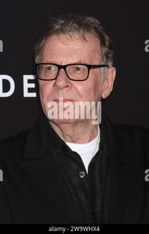 Tom Wilkinson ist gestorben. Tom Wilkinson besucht die Premiere von Selma am Ziegfeld Theater in New York City am 14. Dezember 2014. Foto Copyright: XHenryxMcGeex Stockfoto