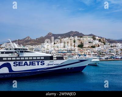 Hafen in Naxos City, Naxos Island, Kykladen, Griechenland Stockfoto