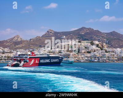 Hafen in Naxos City, Naxos Island, Kykladen, Griechenland Stockfoto