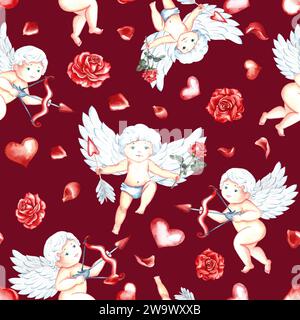 Nahtloses Muster mit niedlichen Cupids mit Schleife, Pfeilen und Herzen. Kleine Engel. Handgezeichnete Aquarellillustration. Auf dunkelrotem Hintergrund. Für Val Stockfoto