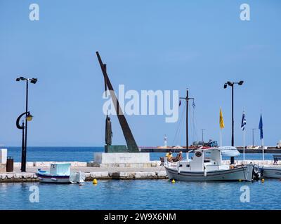 Statue von Pythagoras, Hafen von Pythagoreio, Insel Samos, Nordägäis, Griechenland Stockfoto