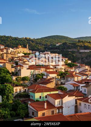 Ano Vathy bei Sonnenuntergang, erhöhte Aussicht, Samos Stadt, Samos Insel, nördliche Ägäis, Griechenland Stockfoto