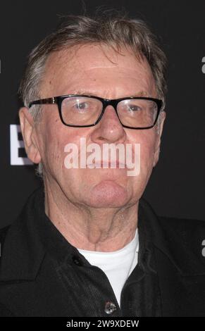 Tom Wilkinson ist gestorben. Tom Wilkinson nimmt am 14. Dezember 2014 an der Premiere von Selma im Ziegfeld Theater in New York Teil. Foto: Henry McGee/MediaPunch Stockfoto