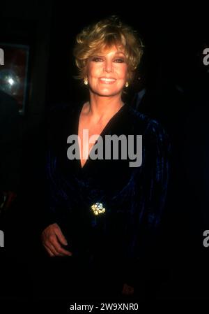 14. Oktober 1996 die Schauspielerin Kim Novak besucht am 14. Oktober 1996 die Premiere von restauriertem Hitchcock Film ÔVertigoÕ im Cineplex Odeon Century City Plaza Cinemas in Los Angeles, Kalifornien. Foto: Barry King/Alamy Stock Photo Stockfoto