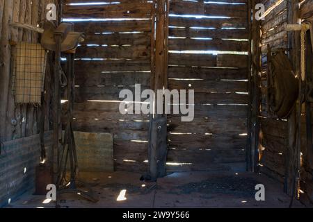 Wilpena Pound, South Australia, Australien - 15. März 2018: Stall an der Old Wilpena Station, einer Arbeitsstation bis 1985 innerhalb der Ikara-Flinders Stockfoto