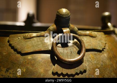 Altes Artefakt im Museum der Anatolischen Zivilisationen, Ankara Stadt, Turkiye Stockfoto