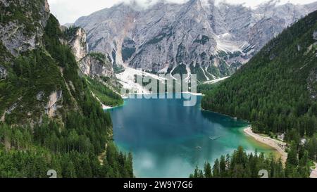 Drohnenfoto Pragser See, Pragser Wildsee, Pragser See dolomiten italien europa Stockfoto