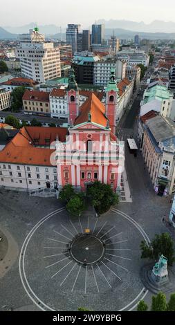 Drohnenfoto Verkündigung Franziskanerkirche Ljubljana Slowenien Europa Stockfoto