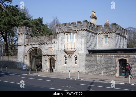 Castle Street und der Eingang zum Bute Park in Cardiff, Wales in Großbritannien Stockfoto