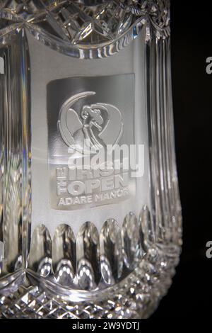 Irland, Munster, Waterford, Crystal Factory Shop, Irish Open Golf Trophäe Stockfoto