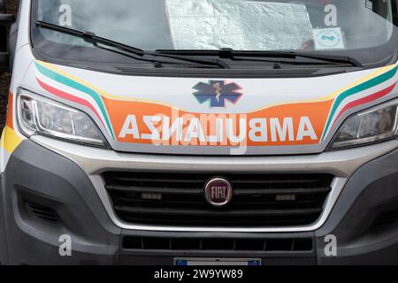 Riomaggiore, Italien, 29. Juli 2023. Krankenwagen aus der Region Riomaggiore Stockfoto