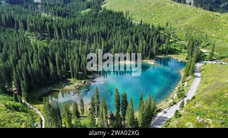 Drohnenfoto Carezza See Dolomiten Italien europa Stockfoto