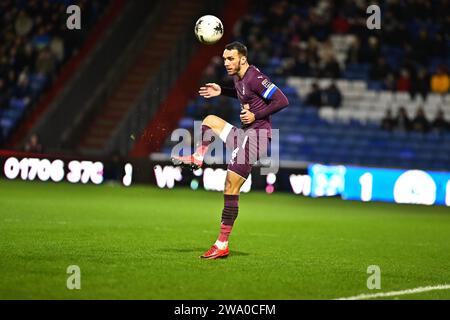 Liam Hogan von Oldham Athletic während des Spiels der Vanarama National League zwischen Oldham Athletic und Hartlepool United im Boundary Park, Oldham, am Samstag, den 30. Dezember 2023. (Foto: Phill Smith | MI News) Credit: MI News & Sport /Alamy Live News Stockfoto