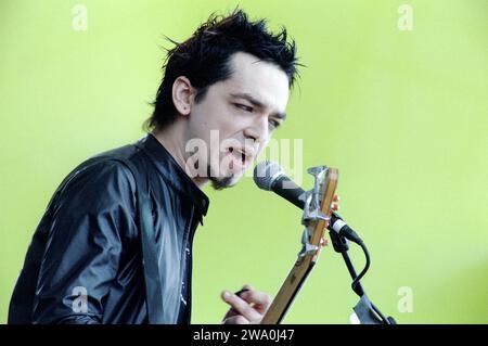 Imola Italien 20. Juni 1999 : Morgan Sänger und Gitarrist der italienischen Bluvertigo-Gruppe, während eines Live-Konzerts beim Heineken Jammin' Festival Stockfoto