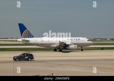 Chicago, Usa. Mai 2023. United Airlines Airbus A319 Flugzeug auf dem Chicago O'Hare International Airport in den Vereinigten Staaten von Amerika gesehen. Das Flugzeug hat die Hecknummer N840UA. (Foto: Nik Oiko/SOPA Images/SIPA USA) Credit: SIPA USA/Alamy Live News Stockfoto