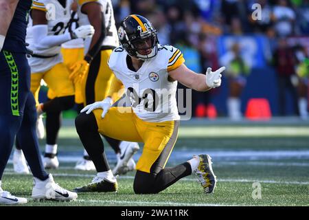 31. Dezember 2023: Pittsburgh Steelers Linebacker T.J. Watt (90) während des NFL Football-Spiels zwischen den Pittsburgh Steelers und Seattle Seahawks in Seattle, WA. Pittsburgh besiegte Seattle mit 30:23. Steve Faber/CSM (Bild: © Steve Faber/Cal Sport Media) Stockfoto