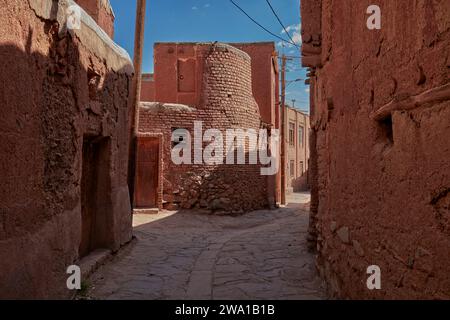 Traditionelle Häuser im historischen Dorf Abyaneh, Kreis Natanz, Iran. Stockfoto